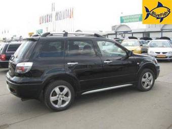 2006 Mitsubishi Outlander Images