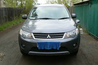 2006 Mitsubishi Outlander Images