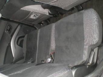 2006 Mitsubishi Outlander Photos