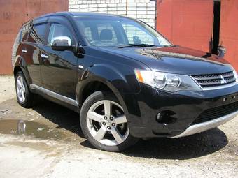 2006 Mitsubishi Outlander Pictures