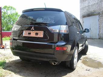 2006 Mitsubishi Outlander Photos