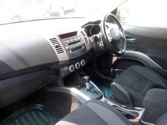 2006 Mitsubishi Outlander Wallpapers