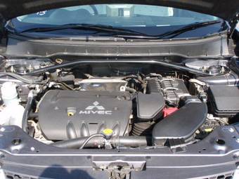 2006 Mitsubishi Outlander Photos