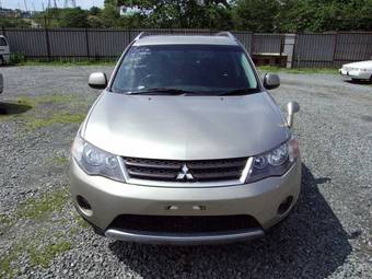 2006 Mitsubishi Outlander Pictures