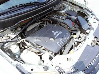 2006 Mitsubishi Outlander Pictures