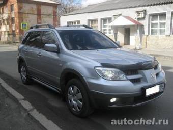 2006 Mitsubishi Outlander Pictures