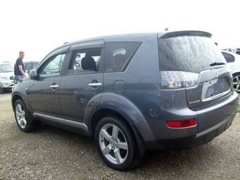 2006 Mitsubishi Outlander Pictures
