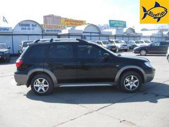 2006 Mitsubishi Outlander Pictures