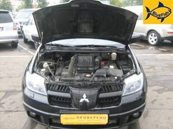 2006 Mitsubishi Outlander Pictures