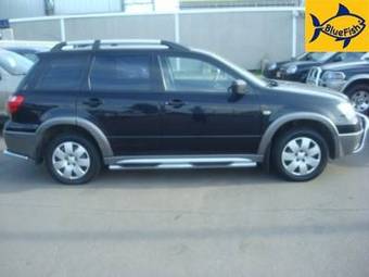 2006 Mitsubishi Outlander Pics