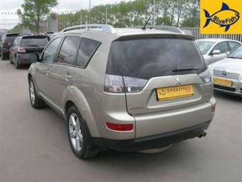 2007 Mitsubishi Outlander Pictures