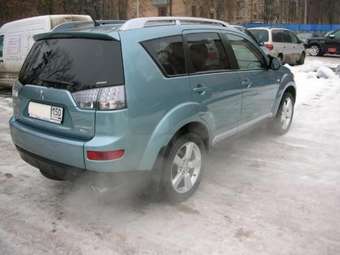 2007 Mitsubishi Outlander Wallpapers