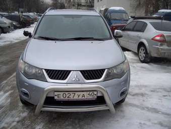 2007 Mitsubishi Outlander Photos