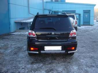 2007 Mitsubishi Outlander Pictures