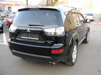 2007 Mitsubishi Outlander Photos