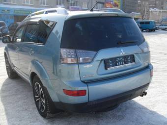 2007 Mitsubishi Outlander Pictures