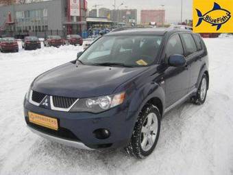 2007 Mitsubishi Outlander Photos