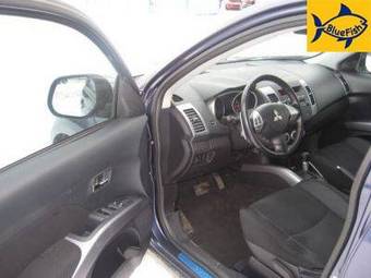2007 Mitsubishi Outlander Pictures