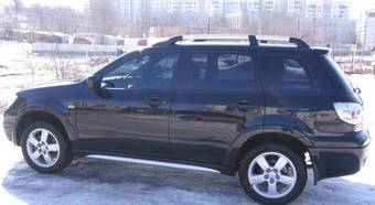 2007 Mitsubishi Outlander Pictures