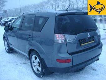 2007 Mitsubishi Outlander Images