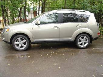 2007 Mitsubishi Outlander Pics