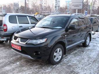 2007 Mitsubishi Outlander Photos
