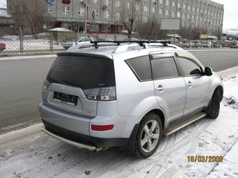 2007 Mitsubishi Outlander Pictures