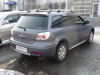 2007 Mitsubishi Outlander Pictures
