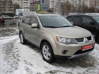 2007 Mitsubishi Outlander Photos