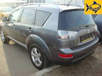 2007 Mitsubishi Outlander Pictures