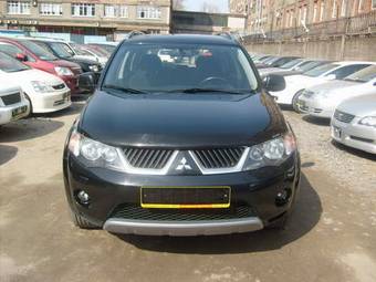 2007 Mitsubishi Outlander Photos