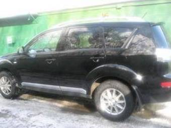2007 Mitsubishi Outlander Photos