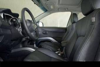 2007 Mitsubishi Outlander Pictures