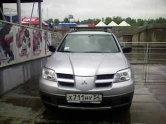 2007 Mitsubishi Outlander Pictures