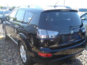 2007 Mitsubishi Outlander Images