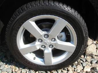 2007 Mitsubishi Outlander Pictures