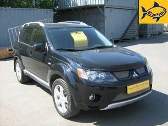 2007 Mitsubishi Outlander Photos