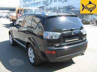 2007 Mitsubishi Outlander Photos