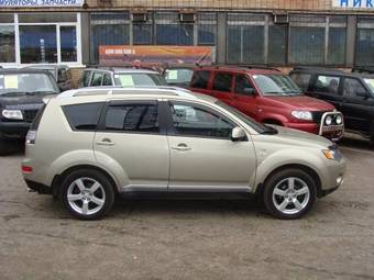2007 Mitsubishi Outlander Wallpapers