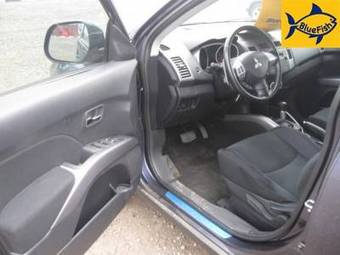 2007 Mitsubishi Outlander Pictures