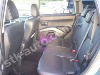 2007 Mitsubishi Outlander Pictures