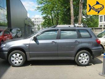 2007 Mitsubishi Outlander Pictures