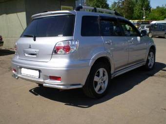 2007 Mitsubishi Outlander Photos