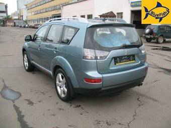 2007 Mitsubishi Outlander Images