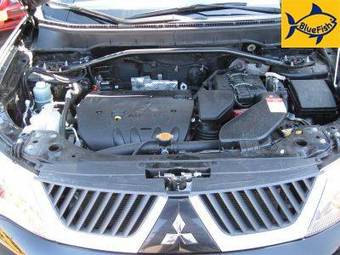2007 Mitsubishi Outlander Pictures