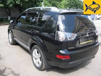 2007 Mitsubishi Outlander Pictures