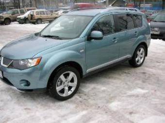 2007 Mitsubishi Outlander Images