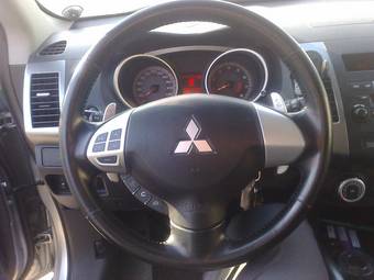2007 Mitsubishi Outlander Wallpapers