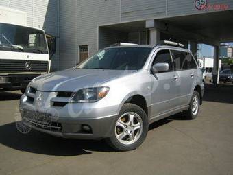 2007 Mitsubishi Outlander Photos