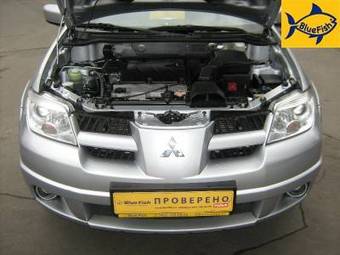 2007 Mitsubishi Outlander Images